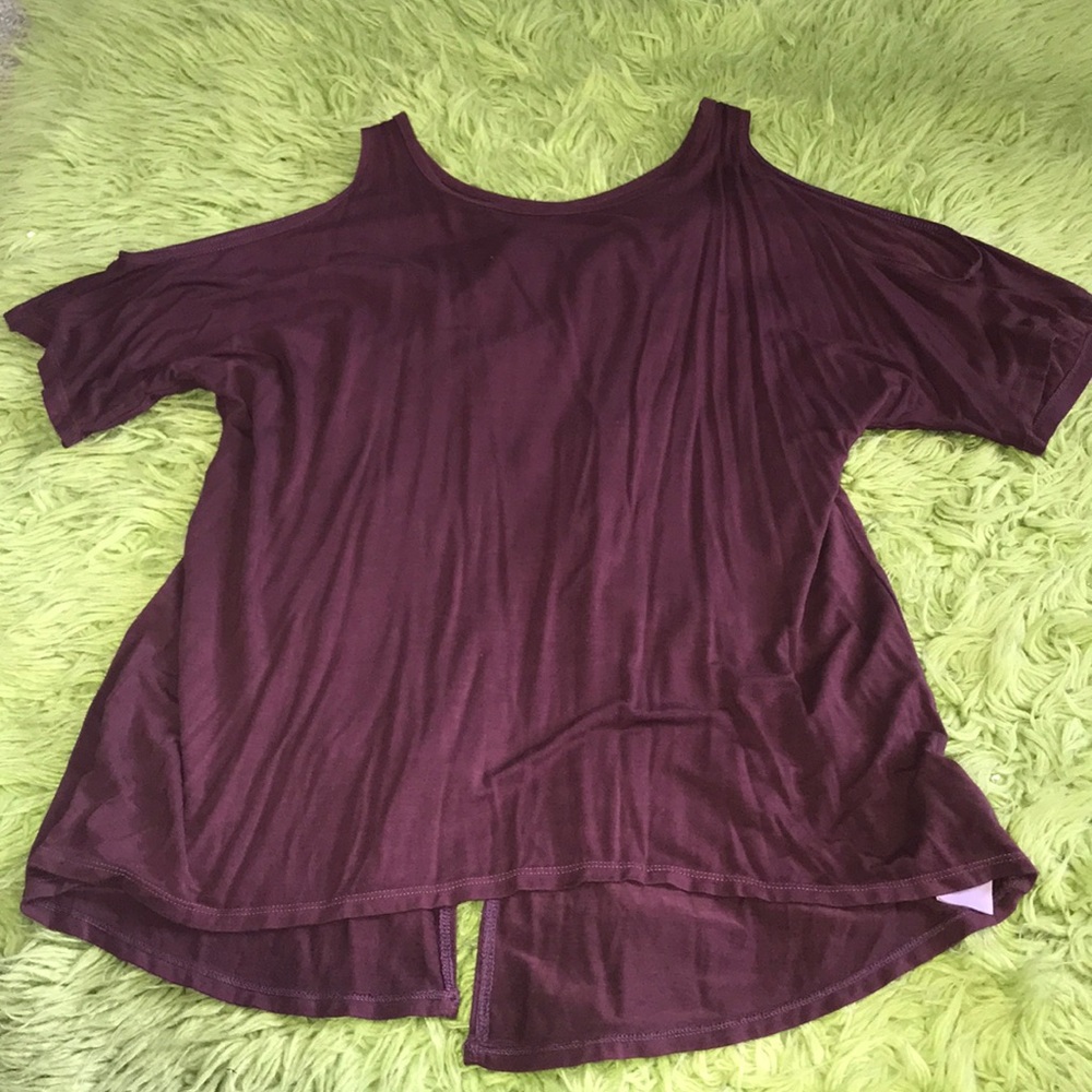 Soft and sexy cold shoulder top